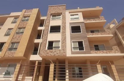 Roof - 3 Bedrooms - 1 Bathroom for sale in Bait Alwatan - The 5th Settlement - New Cairo City - Cairo