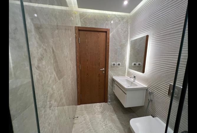 8050000 - Property Image 3