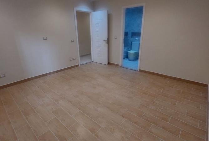 8212438 - Property Main Image