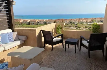 شاليه - 2 غرف نوم - 3 حمامات للبيع في تلال العلمين - سيدي عبد الرحمن - الساحل الشمالي