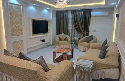 شقة - 3 غرف نوم - 2 حمامات للايجار في شارع عبد المنعم رياض - المهندسين - الجيزة