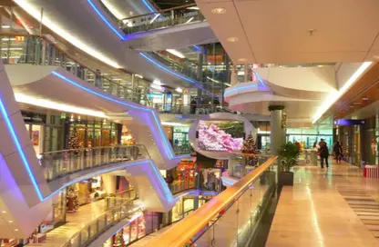 Shop - Studio - 1 Bathroom for sale in Bank Center Street - South Teseen St. - The 5th Settlement - New Cairo City - Cairo