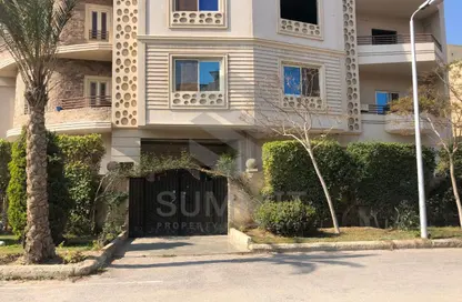 Office Space - Studio - 7+ Bathrooms for sale in Area A - Ganoob El Acadimia - New Cairo City - Cairo
