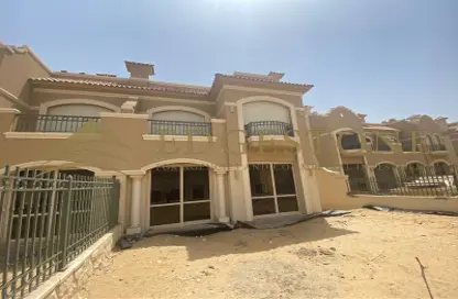 Villa - 5 Bedrooms - 4 Bathrooms for sale in El Patio Oro - 5th Settlement Compounds - The 5th Settlement - New Cairo City - Cairo