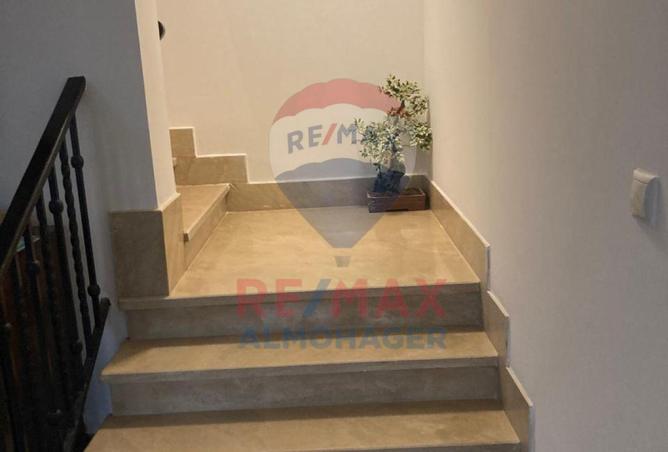 7999000 - Property Image 3