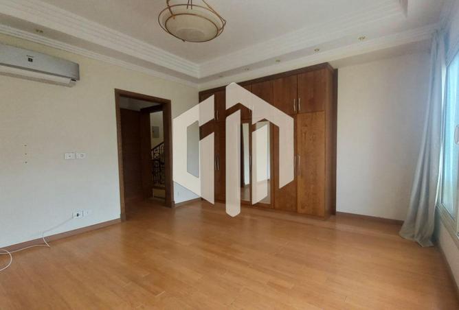 8083215 - Property Image 3