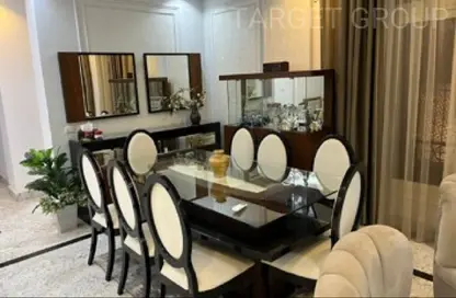 فيلا - 5 غرف نوم - 4 حمامات للايجار في كمبوند بالما - المستثمرين الشمالية - مدينة القاهرة الجديدة - القاهرة