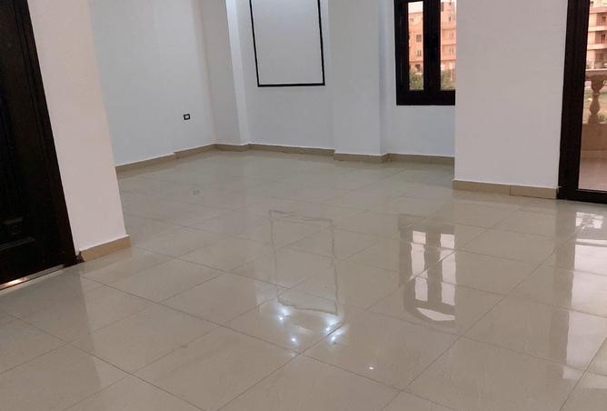 8003008 - Property Image 2