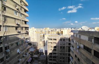 شقة - 2 غرف نوم - 1 حمام للايجار في شارع رشدي - رشدي - حي شرق - الاسكندرية