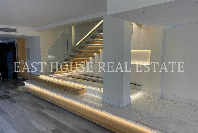 8013700 - Property Image 2