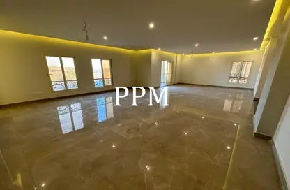 Apartment - 3 Bedrooms - 2 Bathrooms for rent in Mostashareen - North Investors Area - New Cairo City - Cairo