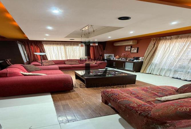 8133946 - Property Image 3