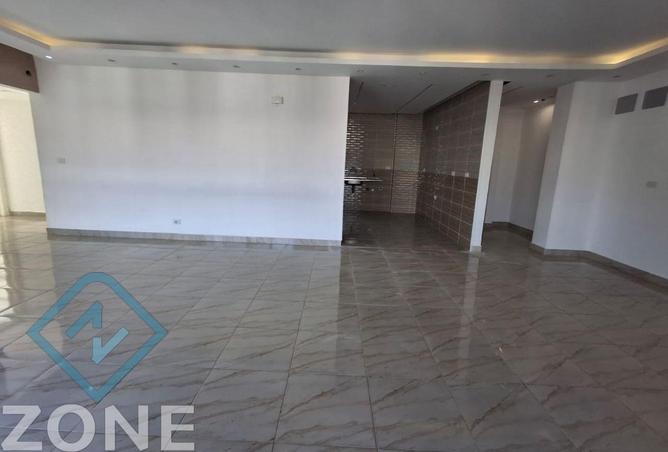 8283827 - الصورة الرئيسية للعقار