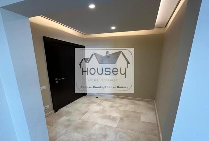 8404068 - Property Image 2