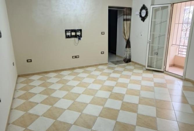 8349932 - Property Image 2