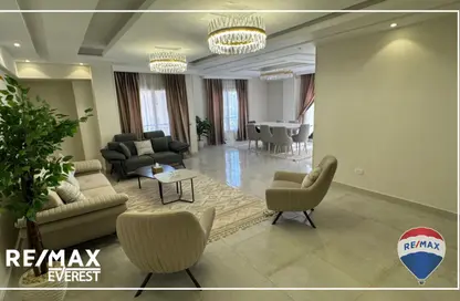 Apartment - 3 Bedrooms - 3 Bathrooms for sale in 9th District - Sheikh Zayed City - Giza