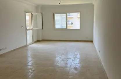 Apartment - 3 Bedrooms - 2 Bathrooms for sale in Madinaty - Cairo