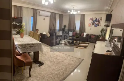 شقة - 2 غرف نوم - 1 حمام للبيع في المنطقة السابعة - مدينة الشروق - القاهرة