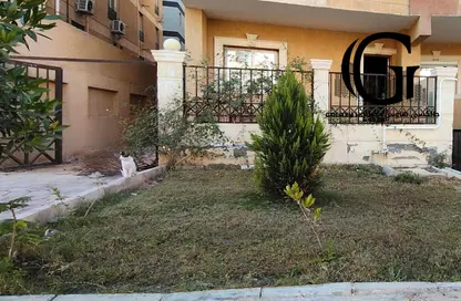 شقة - 3 غرف نوم - 3 حمامات للبيع في المجاورة الثالثة - المنطقة الثامنة - مدينة الشروق - القاهرة