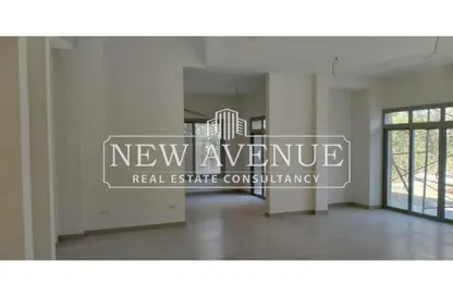 Villa - 4 Bedrooms - 5 Bathrooms for sale in Sodic West - Sheikh Zayed Compounds - Sheikh Zayed City - Giza