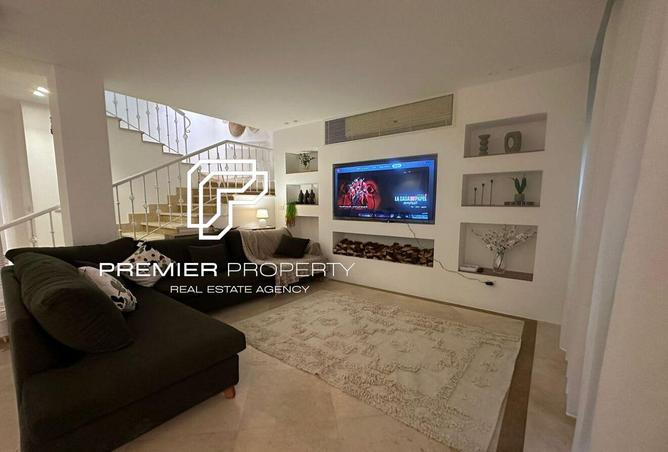 8222167 - Property Image 3