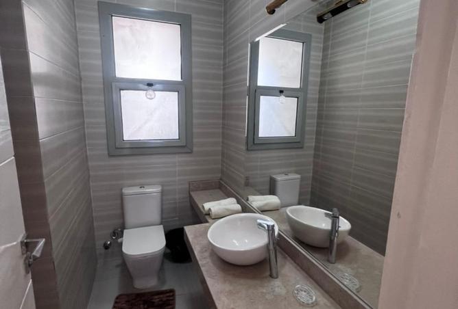 8082267 - Property Image 2