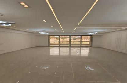 Apartment - 3 Bedrooms - 3 Bathrooms for sale in West Arabella - 5th Settlement Compounds - The 5th Settlement - New Cairo City - Cairo