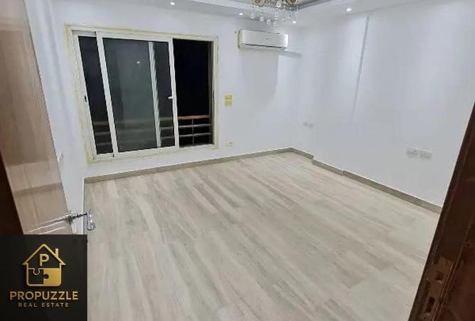 8320075 - Property Image 2