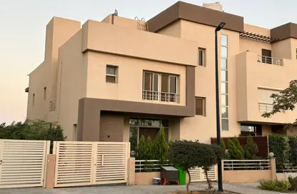 منزل مزدوج - 5 غرف نوم - 4 حمامات للبيع في جراند هايتس - التوسعات الشمالية - مدينة 6 أكتوبر - الجيزة