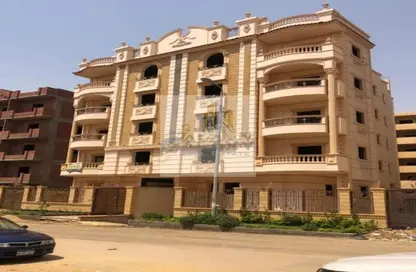 Apartment - 3 Bedrooms - 2 Bathrooms for sale in North Lotus - El Lotus - New Cairo City - Cairo