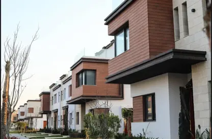 Apartment - 3 Bedrooms - 3 Bathrooms for sale in Azzar - 5th Settlement Compounds - The 5th Settlement - New Cairo City - Cairo