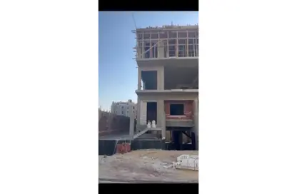 Apartment - 3 Bedrooms - 3 Bathrooms for sale in Bait Alwatan - The 5th Settlement - New Cairo City - Cairo