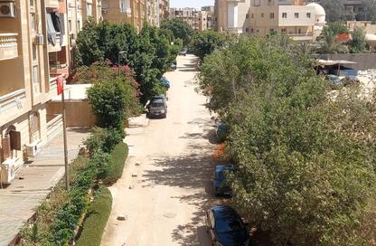 شقة - 2 غرف نوم - 2 حمامات للبيع في البوابة الرابعة القديمة - حورس - حدائق الاهرام - الجيزة