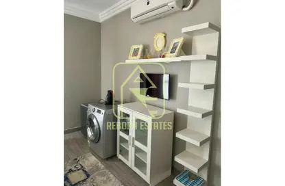 شقة - 1 حمام للايجار في ذا كورت ياردز - كمبوندات الشيخ زايد - الشيخ زايد - الجيزة