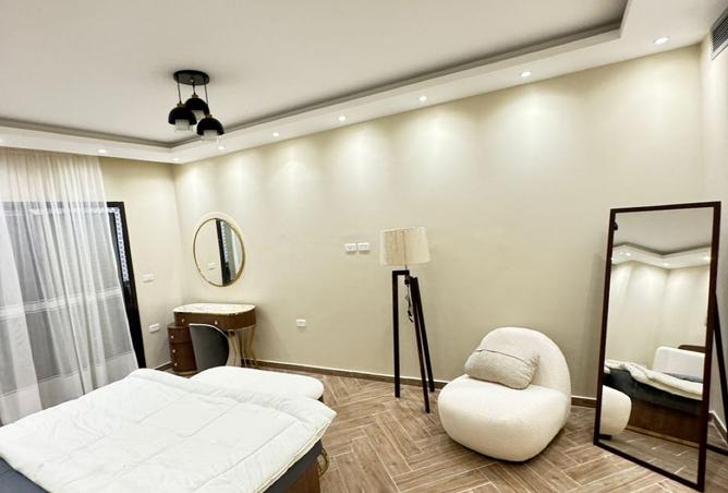 8174032 - Property Image 3