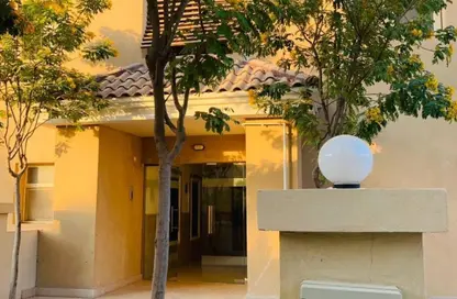 Apartment - 2 Bedrooms - 2 Bathrooms for sale in Sarai - Mostakbal City Compounds - Mostakbal City - Future City - Cairo