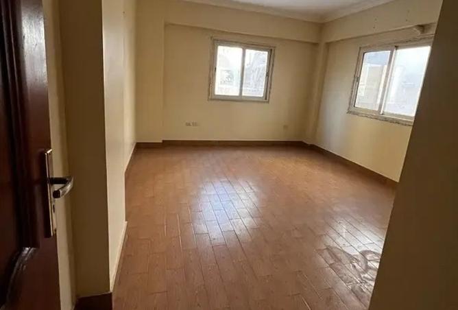 8103909 - Property Image 3
