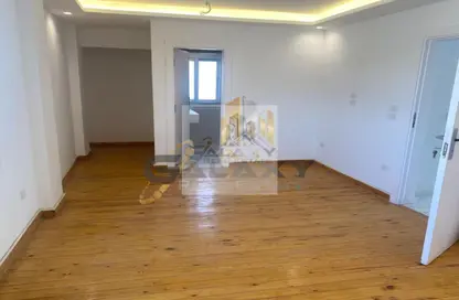 Duplex - 4 Bedrooms - 3 Bathrooms for sale in Wadi Degla St. - 3rd Sector - Zahraa El Maadi - Hay El Maadi - Cairo