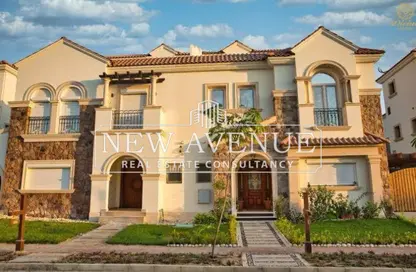 فيلا - 3 غرف نوم - 4 حمامات للبيع في ديفينا جاردنز - الحي الثالث غرب - مدينة الشروق - القاهرة