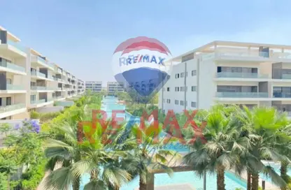 Apartment - 2 Bedrooms - 2 Bathrooms for sale in Lake View Residence - 5th Settlement Compounds - The 5th Settlement - New Cairo City - Cairo