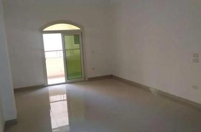 شقة - 2 غرف نوم - 2 حمامات للايجار في عمارات البنفسج - البنفسج - مدينة القاهرة الجديدة - القاهرة