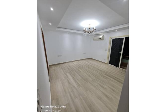 8483969 - Property Image 3