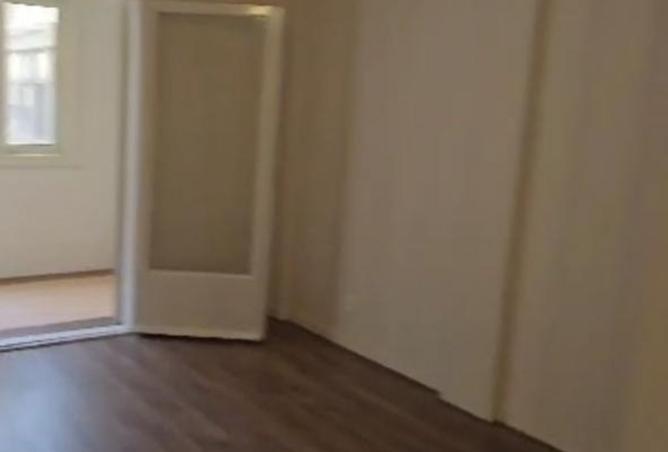 8256410 - Property Image 2