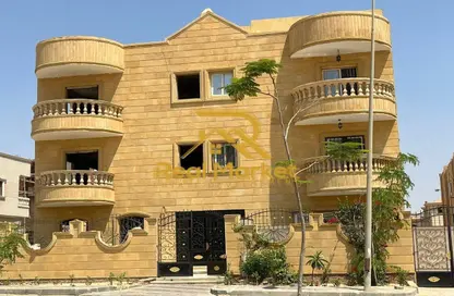 Apartment - 3 Bedrooms - 3 Bathrooms for sale in 4th District - Obour City - Qalyubia