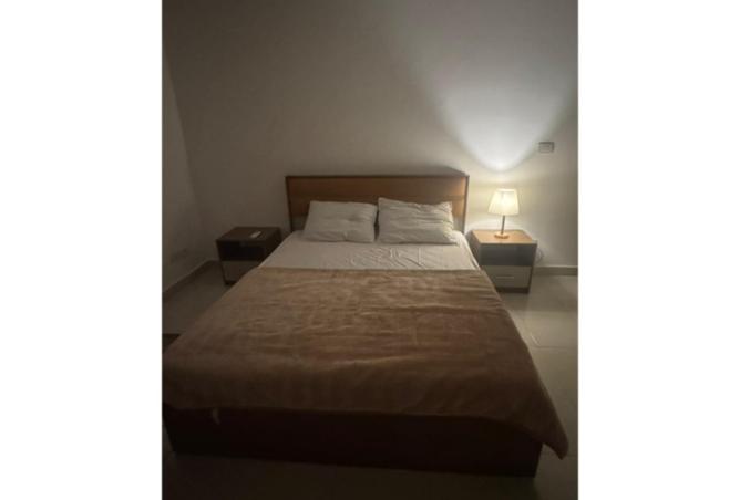 8153875 - Property Image 2