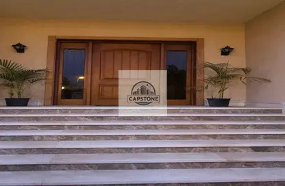 فيلا - 5 غرف نوم - 4 حمامات للبيع في زهرة التجمع - المستثمرين الشمالية - مدينة القاهرة الجديدة - القاهرة