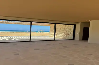 Villa - 4 Bedrooms - 4 Bathrooms for sale in Ramla Lakeside - Qesm Ad Dabaah - North Coast