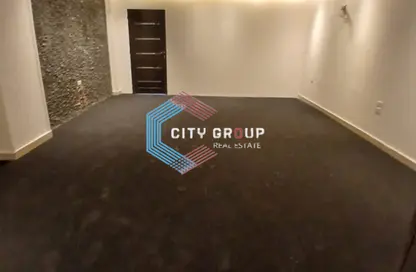 Office Space - Studio - 2 Bathrooms for rent in Hay El Maadi - Cairo
