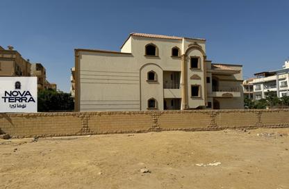 Villa - 7+ Bedrooms - 7+ Bathrooms for sale in West Somid Road - West Somid - 6 October City - Giza