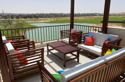 فيلا - 5 غرف نوم - 4 حمامات للبيع في مراسي - سيدي عبد الرحمن - الساحل الشمالي